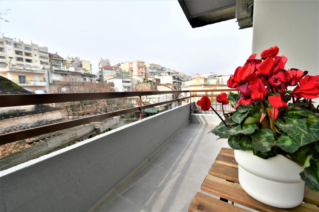 Central Cozy Apartment Янина Экстерьер фото